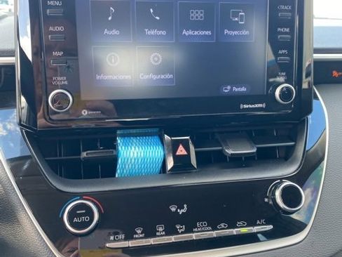 Used 2022 Toyota Corolla LE image 17