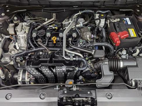 Used 2024 Nissan Altima 2.5 SV image 29