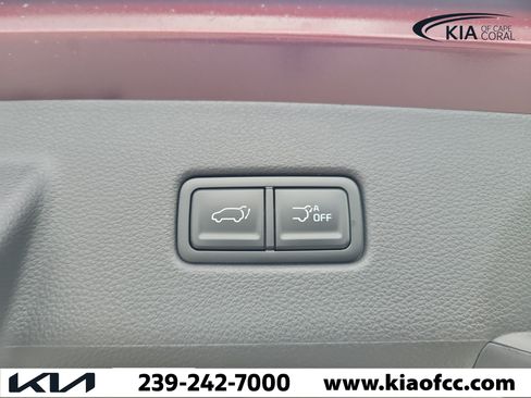 New 2026 Kia Carnival EX FWD image 11