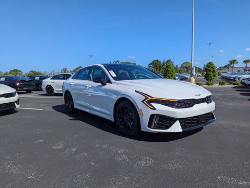 New 2026 Kia K5 GT-Line image 2