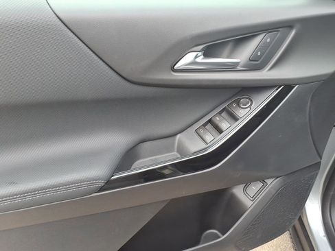 New 2026 Chevrolet Equinox LT w/ Convenience Package II image 11