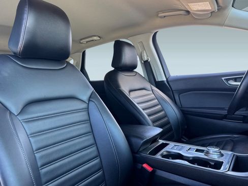 Used 2023 Ford Edge SEL image 32