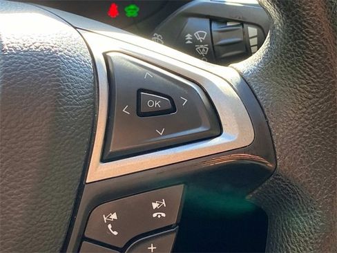 Used 2019 Ford Fusion SE image 21