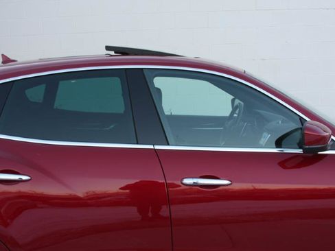 Used 2020 Maserati Levante S GranSport image 7