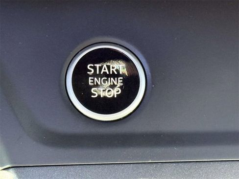 Used 2021 Audi Q3 2.0T Premium Plus w/ Premium Plus Package image 19