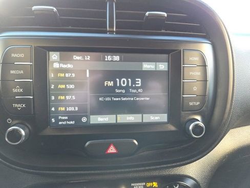 Used 2021 Kia Soul X-Line image 24