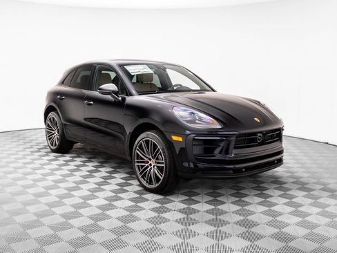New 2026 Porsche Macan S image 6