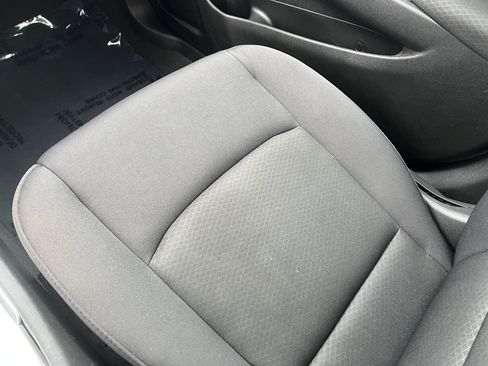 Used 2023 Chevrolet Malibu LT image 33