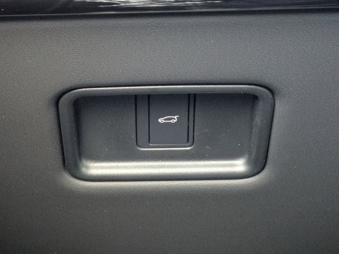 New 2026 Land Rover Range Rover Sport SE image 18