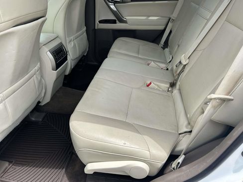 Used 2015 Lexus GX 460 w/ Premium Package AWD/4WD image 13