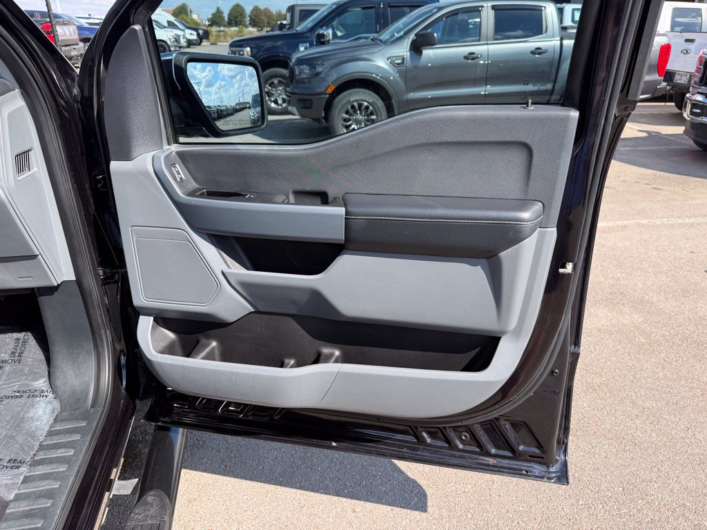 Used 2023 Ford F150 XLT RWD image 25