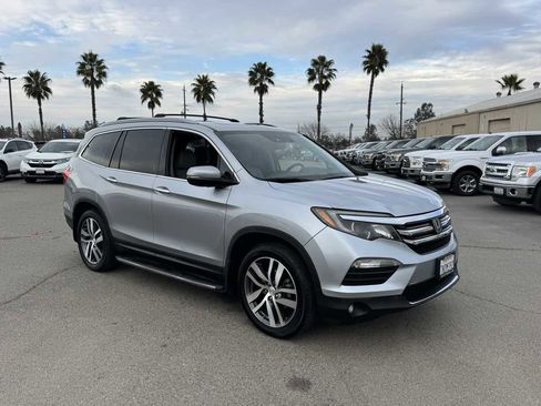 Used 2016 Honda Pilot Elite image 12