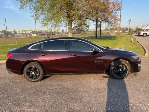 Used 2021 Chevrolet Malibu LS w/ LPO, Convenience Package 1 image 8