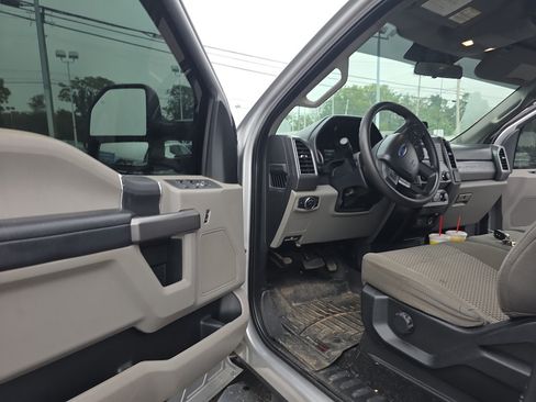 Used 2019 Ford F250 XLT AWD/4WD image 12
