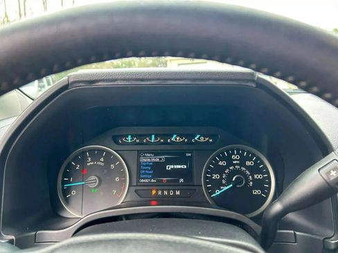 Used 2018 Ford F150 XLT w/ Equipment Group 302A Luxury image 14