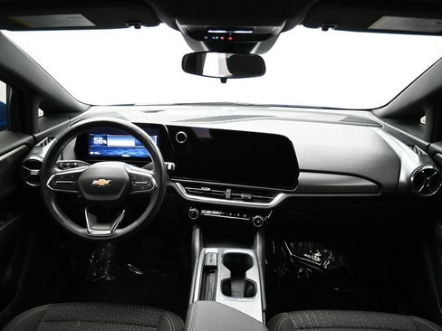 Used 2025 Chevrolet Equinox EV LT image 14