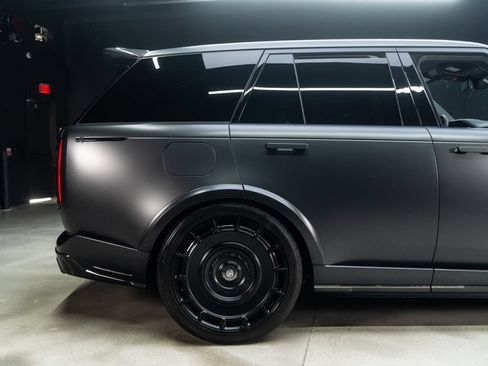 Used 2025 Land Rover Range Rover SE AWD/4WD image 20