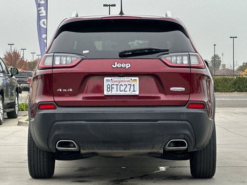 Used 2019 Jeep Cherokee Latitude w/ Popular Appearance Group image 5