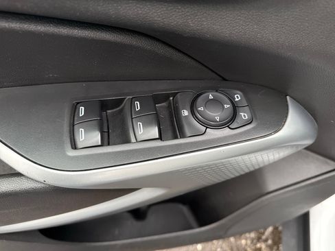 Used 2024 Chevrolet Trax LS image 11