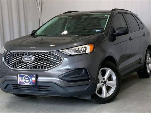 Used 2024 Ford Edge SE AWD/4WD image 2