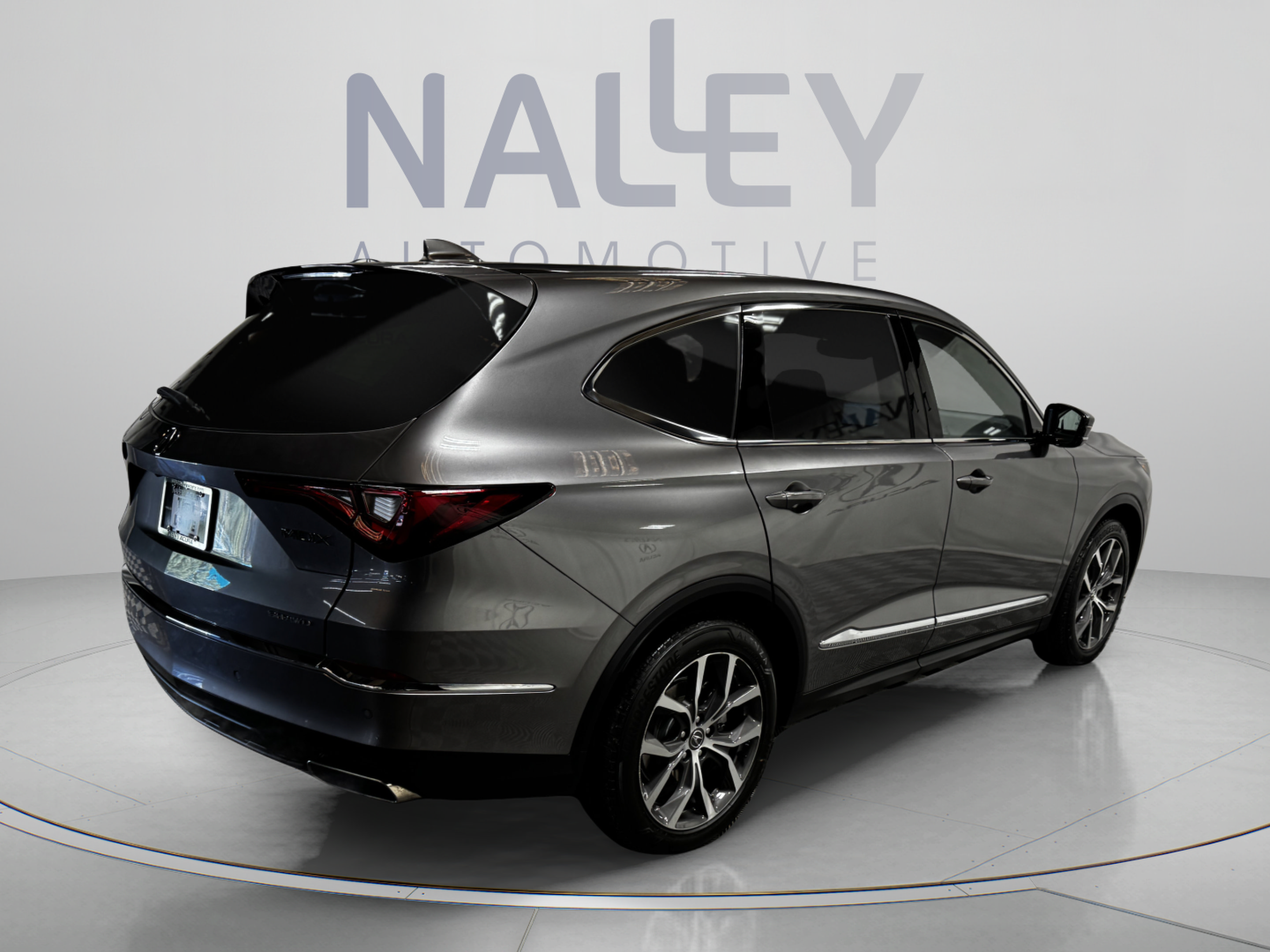 Used 2024 Acura MDX w/ Technology Package AWD/4WD image 5