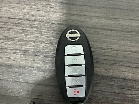 Used 2023 Nissan Maxima Platinum w/ Sport Mat Group image 39