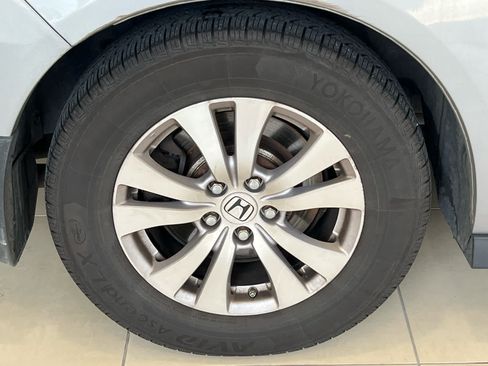 Used 2016 Honda Odyssey EX-L image 3