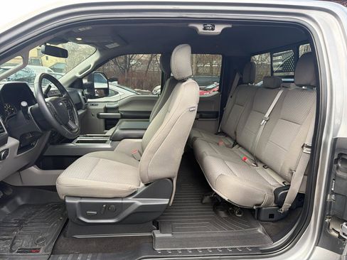 Used 2020 Ford F150 XLT w/ Equipment Group 302A Luxury image 18