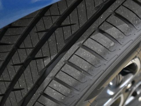 Used 2021 Ford Edge ST w/ Equipment Group 401A image 11