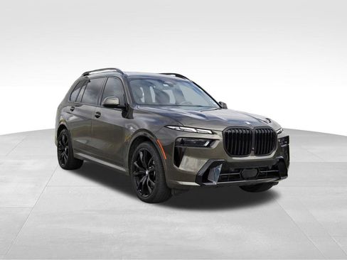 Used 2023 BMW X7 xDrive40i w/ M Sport Package image 1