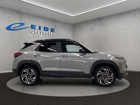 New 2026 Chevrolet TrailBlazer RS image 2