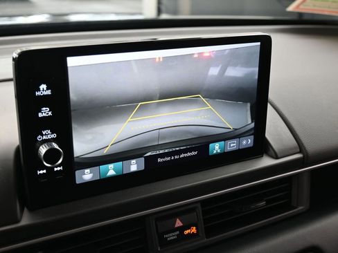 Used 2025 Honda Pilot EX-L image 22