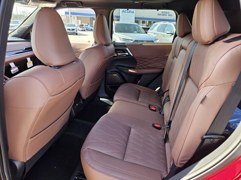 New 2026 Mitsubishi Outlander SEL image 10