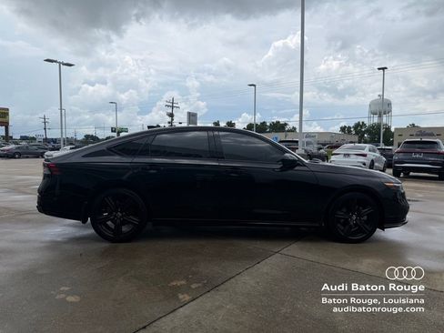Used 2024 Honda Accord Sport image 6