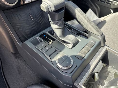 New 2026 Toyota Tacoma SR5 image 18