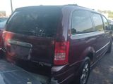 Used 2009 Chrysler Town & Country Touring image 4