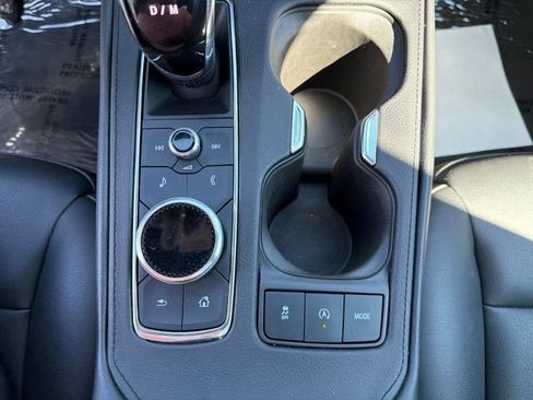 Used 2022 Cadillac XT4 Sport w/ Cold Weather Package AWD/4WD image 28