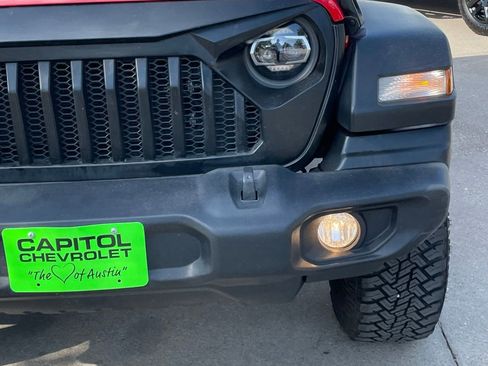 Used 2021 Jeep Wrangler Sport AWD/4WD image 8