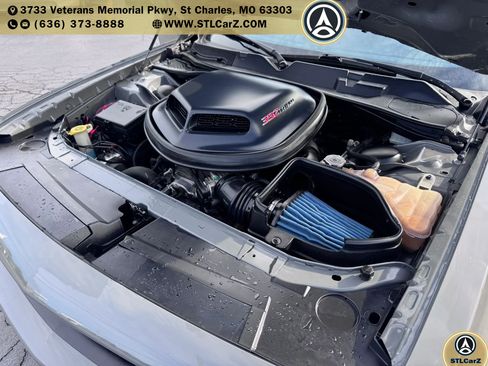 Used 2017 Dodge Challenger R/T Scat Pack RWD image 18