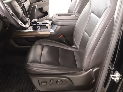 Used 2022 Chevrolet Silverado 1500 LT w/ Z71 Off-Road Package image 12