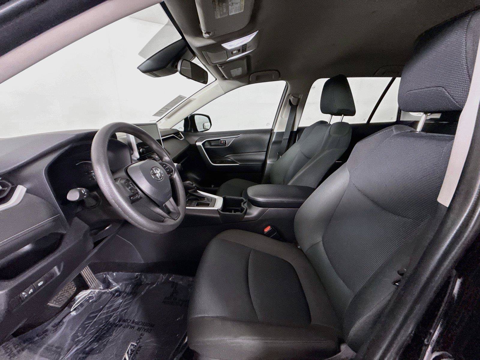 Certified 2025 Toyota RAV4 LE FWD image 3