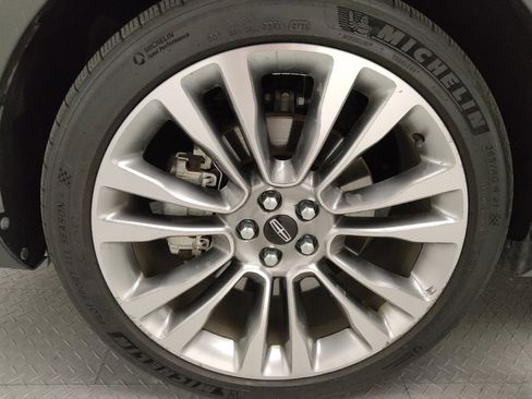 Used 2016 Lincoln MKX Reserve w/ Technology Package image 31