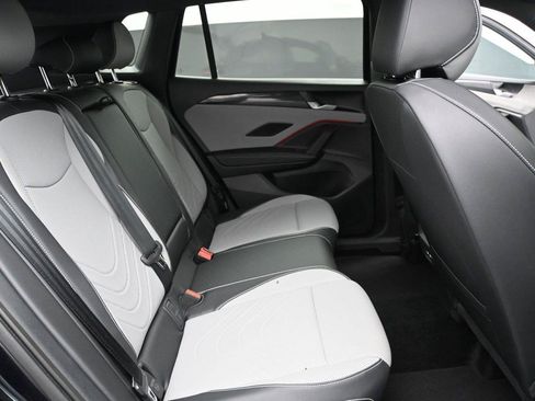 Used 2025 Volkswagen Tiguan SE R-Line AWD/4WD image 20