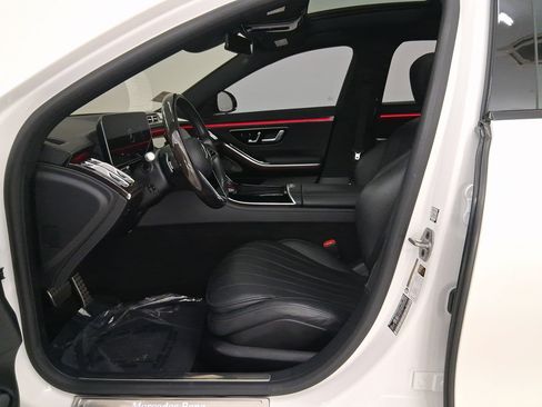 Used 2023 Mercedes-Benz S 500 S 500 image 5