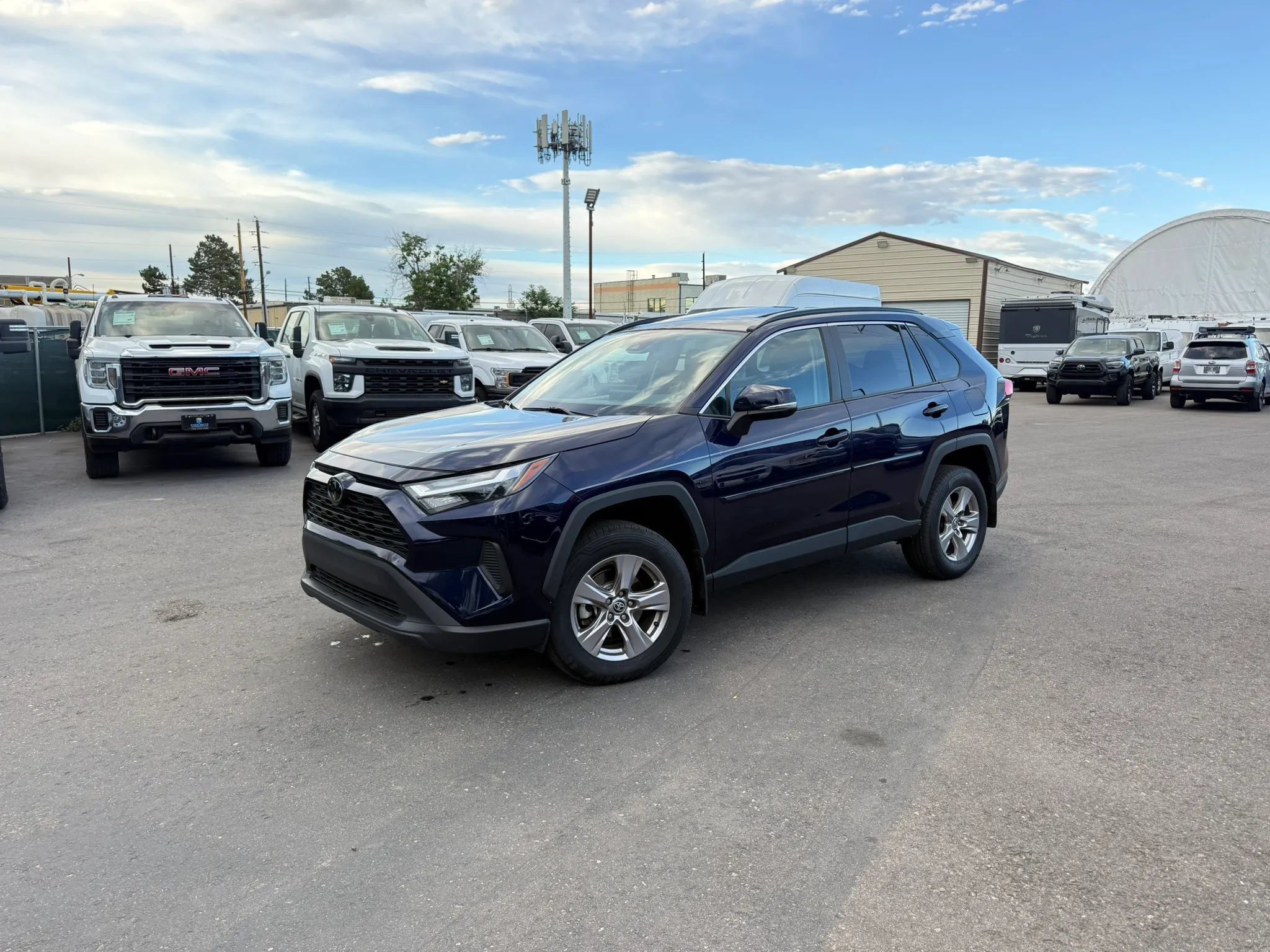 Used 2023 Toyota RAV4 XLE w/ Convenience Package FWD image 13