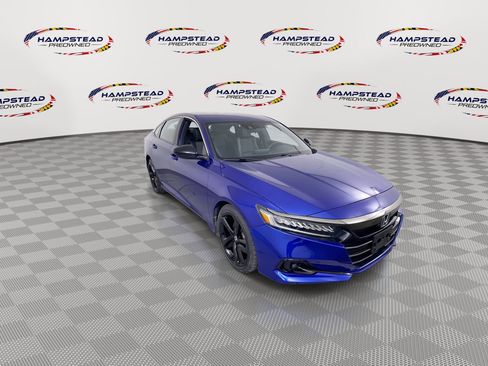 Used 2021 Honda Accord Sport image 2