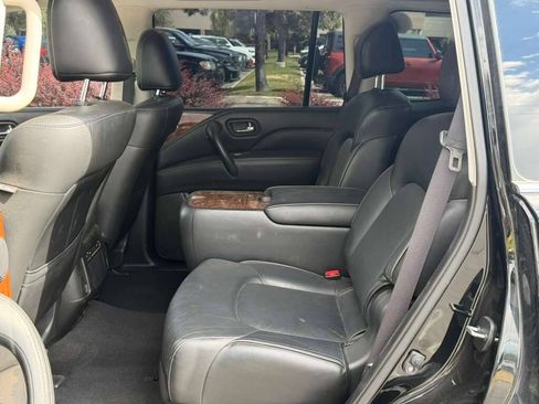 Used 2018 INFINITI QX80 4WD w/ Driver Assistance Package image 11