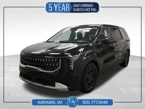 Used 2025 Kia Carnival image 1