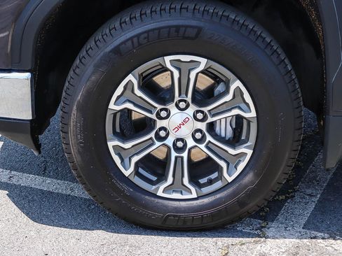 Used 2024 GMC Sierra 1500 SLT AWD/4WD image 14