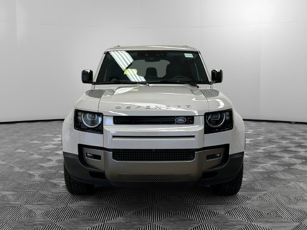 New 2026 Land Rover Defender 110 S AWD/4WD image 8